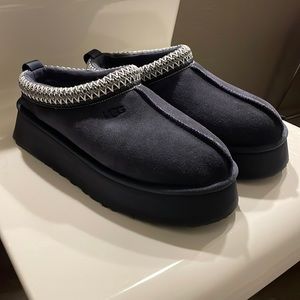 Ugg tazz slippers